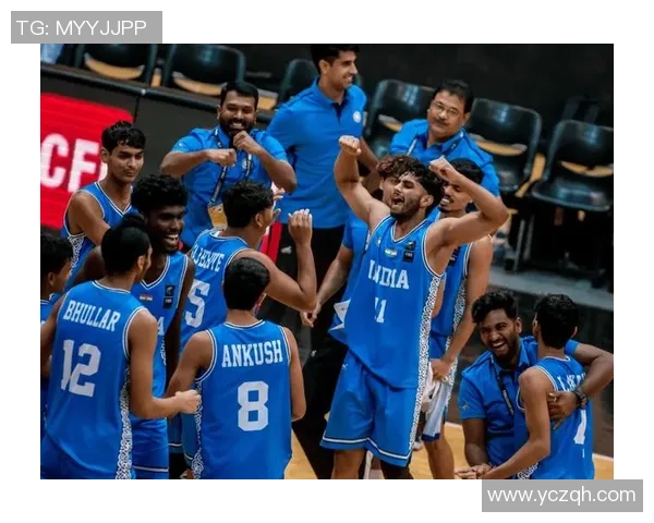 男篮蓝队对阵印度精彩视频回顾及赛后分析